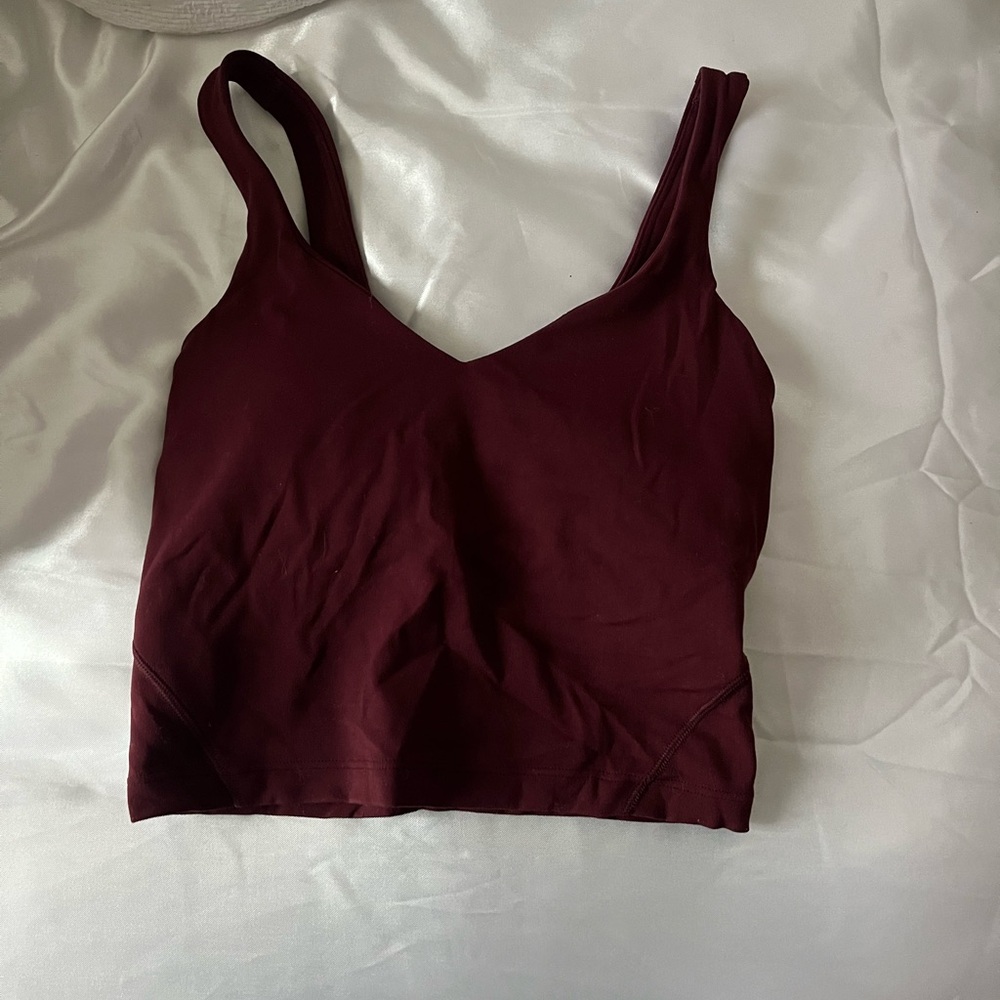 Lululemon align tank size 0 
Never worn 
Pull away tag on